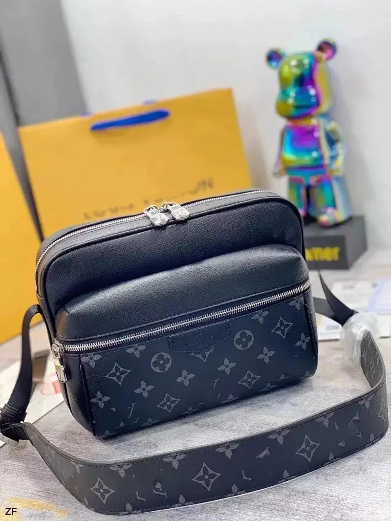 Great quality messenger bags thumbnail 2